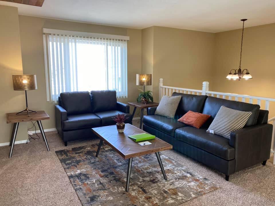 Sala de estar - 1512 W 40th St