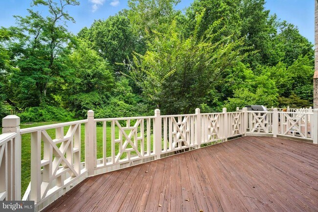 Foto del edificio - 10189 Castlewood Ln