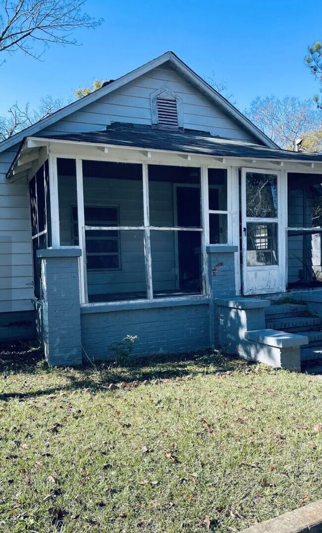 Building Photo - 330 Hortman Ave