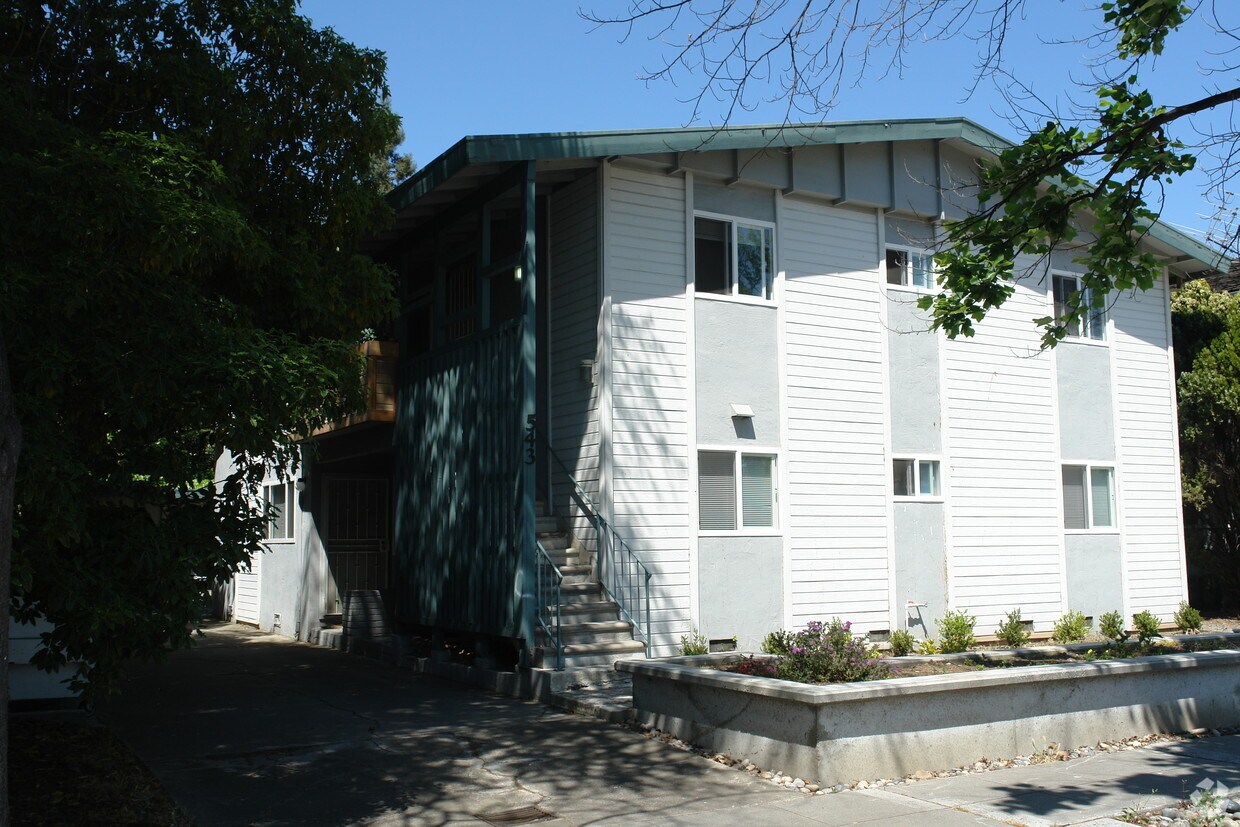 Primary Photo - 543 Troy Drive