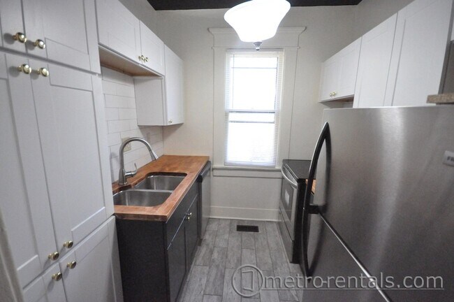 Foto del edificio - Available Fall Now! Located in Weinland Pa...