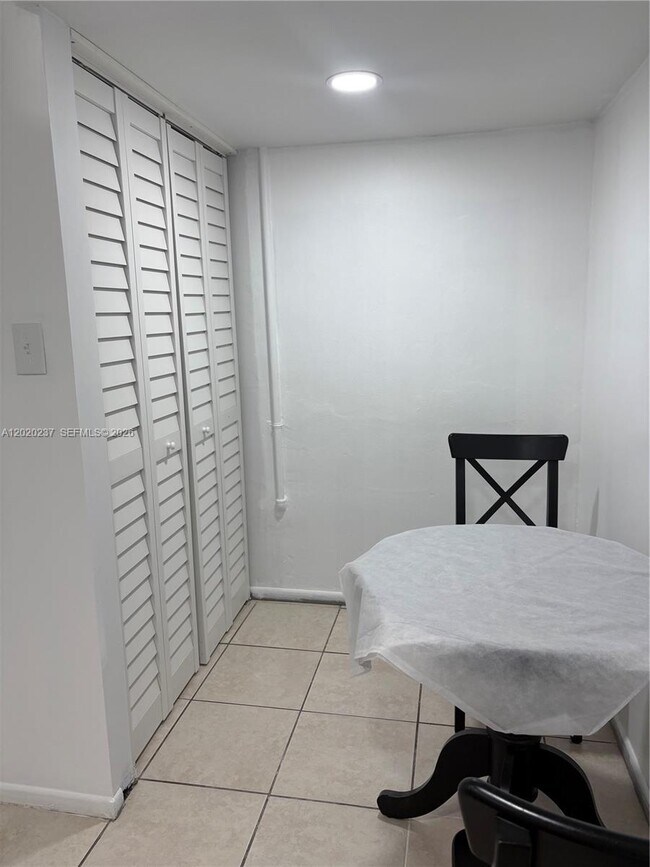 Foto del edificio - 15844 SW 82nd St