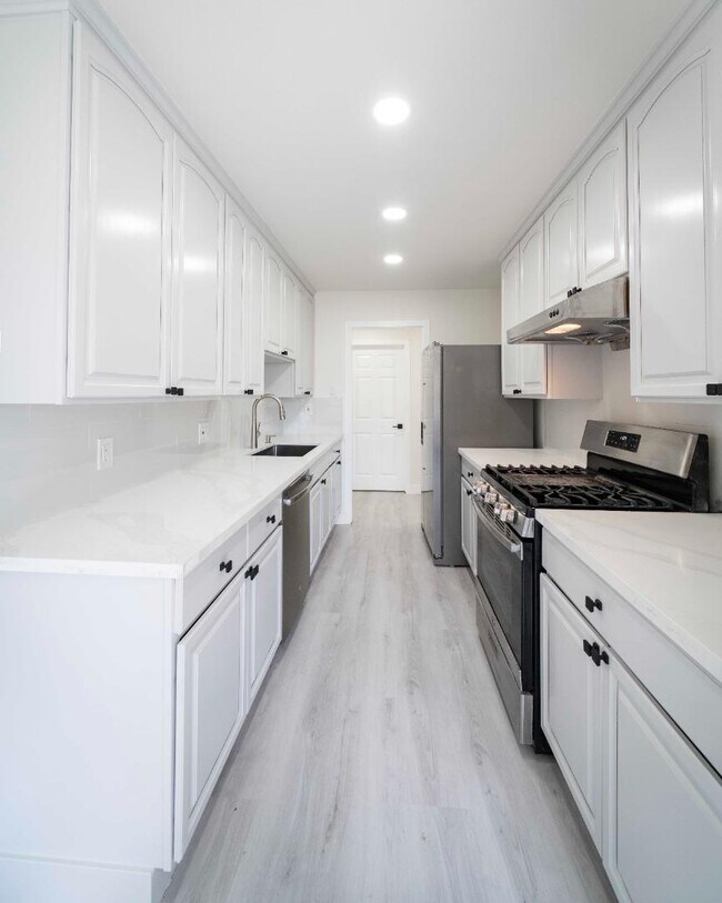 Foto del edificio - 1145 Westminster Ave