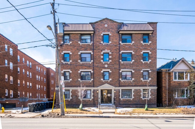 Building Photo - 1602 Bathurst Street