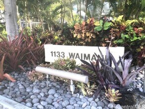 Building Photo - 1133 Waimanu St