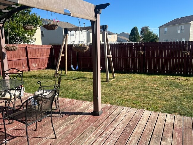 Foto del edificio - 8343 Ingalls Way