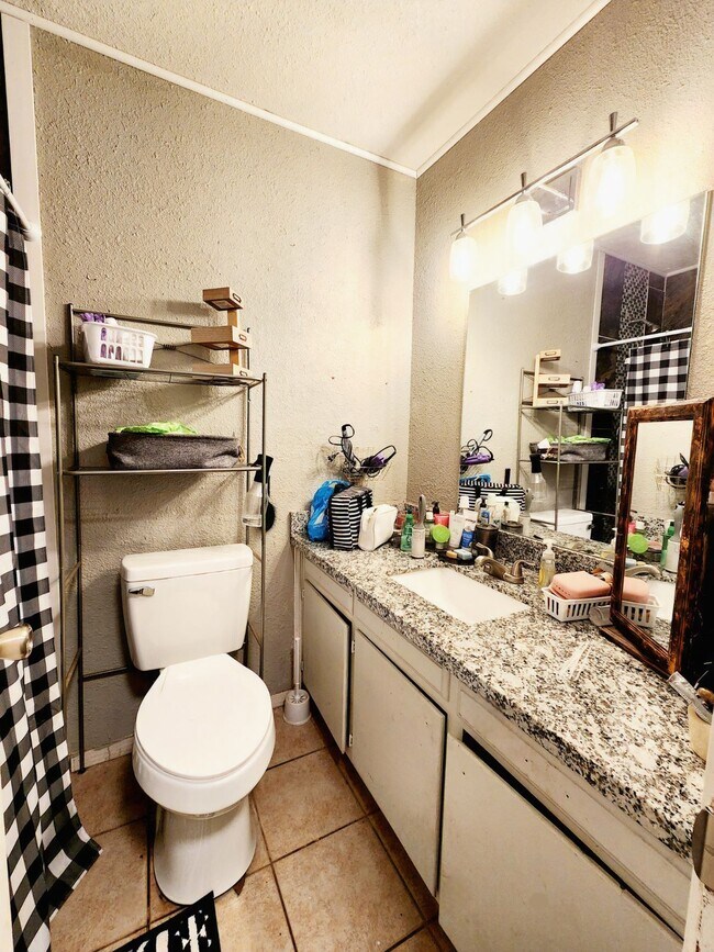 Foto del edificio - 4822 15th St