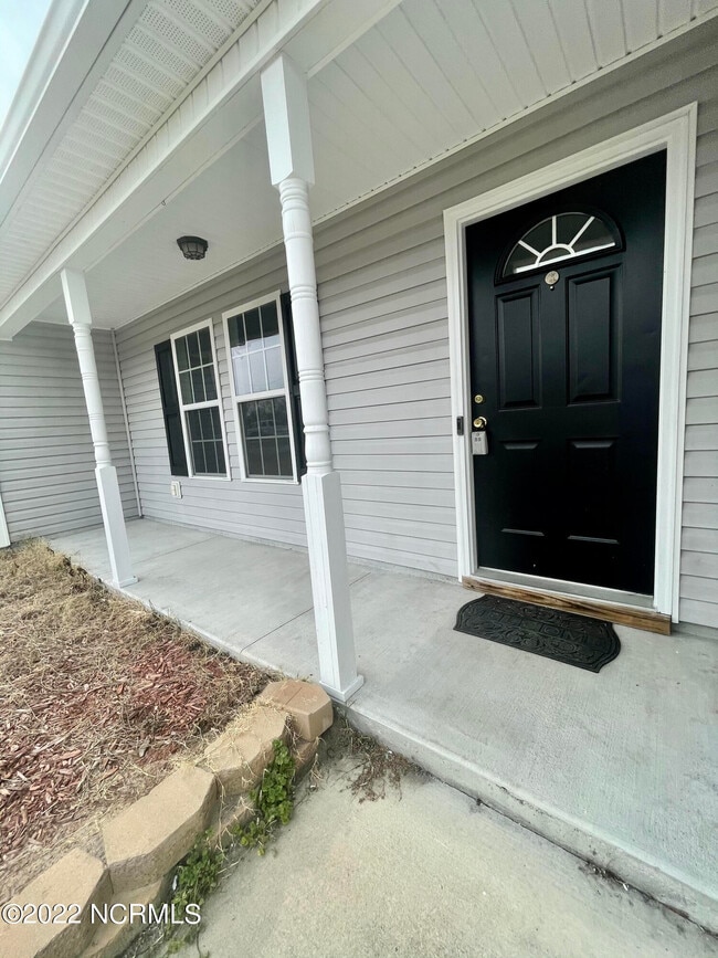 100 Farmgate Dr, Richlands, NC 28574 House Rental in Richlands, NC