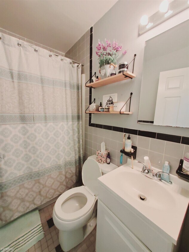 2 br, 1 bath Condo 105 Avery St Apt 1 Condo for Rent in Stamford