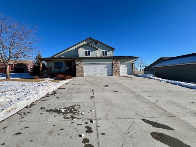 Primary Photo - 6814 Riviera Ct