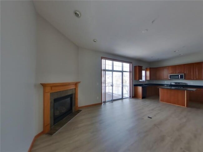 Building Photo - 1627 Fox Hunt Way