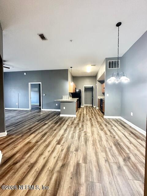 Foto del edificio - 1465 Manotak Point Dr