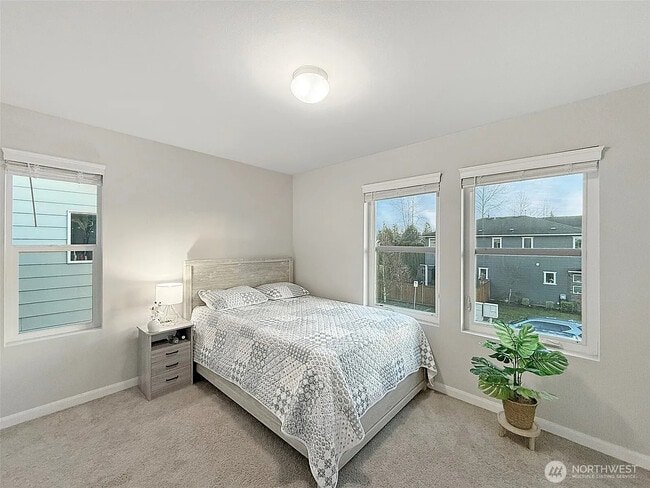 Building Photo - 12102 SE 314th Pl