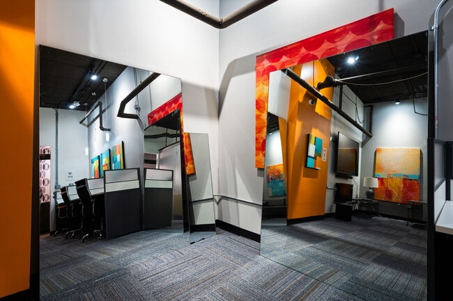 Building Photo - Haven on Geddes