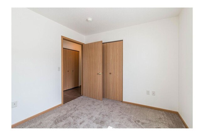 Foto del edificio - 4300 McKenzie Dr SE
