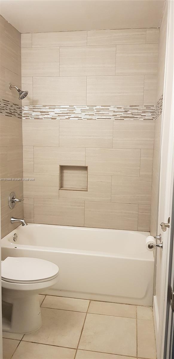 Foto del edificio - 818 SW 4th St
