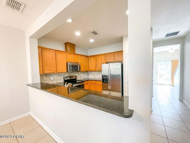 Foto del edificio - 317 Sand Oak Blvd