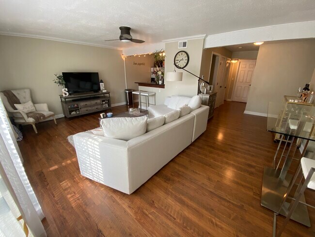 Foto del edificio - 4727 Jarboe St