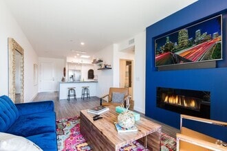 Building Photo - 5555 Bonner Ave