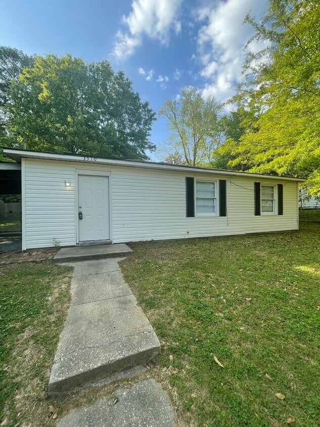 Foto principal - 3510 Dundale Rd