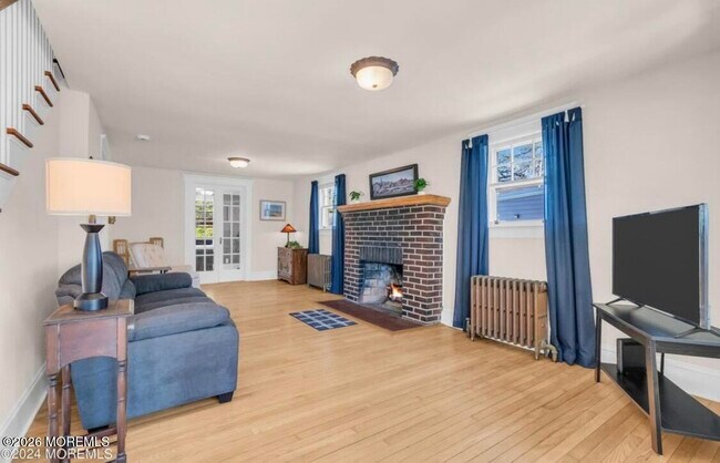 Foto del edificio - 424 Burlington Ave