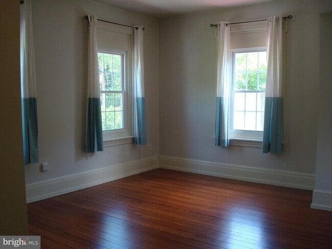 Foto del edificio - 514 Spring Grove Ln