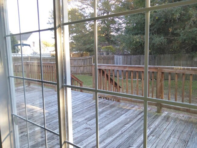 Building Photo - 204 Cedar Hollow Ct