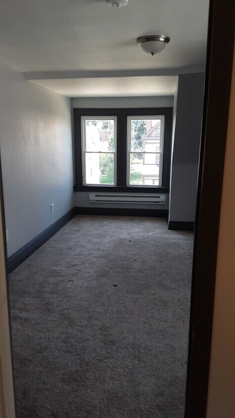 Master bedroom - 430 Dawson Avenue
