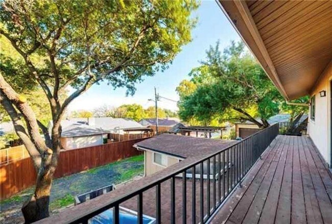 Building Photo - 3204 Dalrock Rd