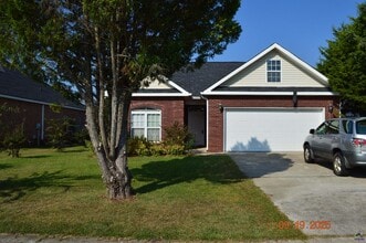 Building Photo - 704 Falkirk Dr