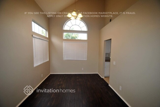 Foto del edificio - 11484 Millpond Rd