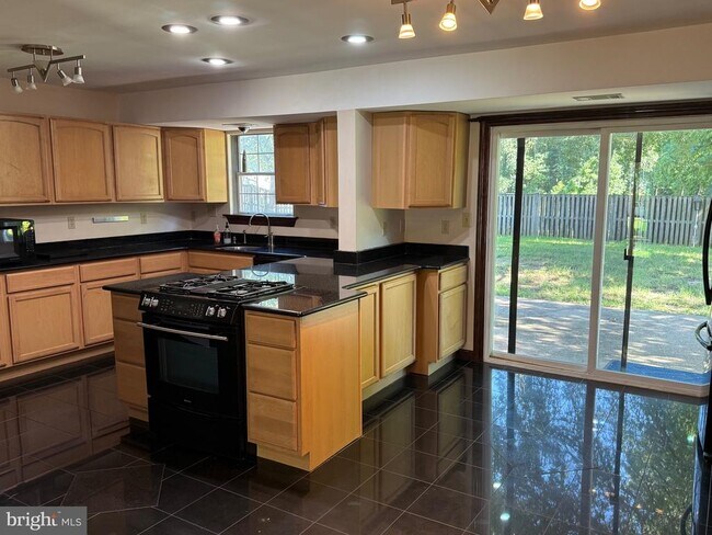 Foto del edificio - 862 Derby Farms Dr