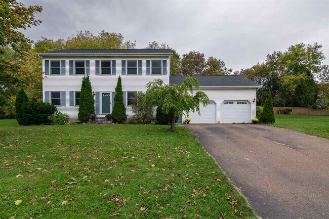 Foto del edificio - 9 Hawthorn Cir