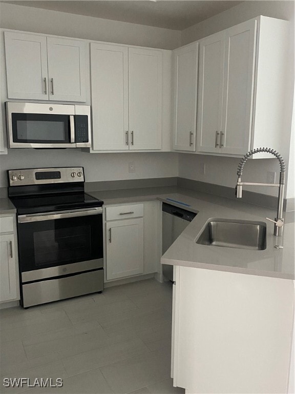 Building Photo - 7646 Rockefeller Dr