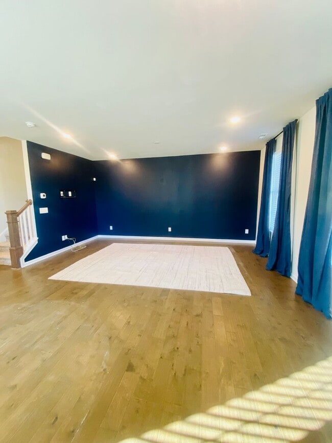 Foto del edificio - 3BR/2.5BA Townhouse in Matthews.