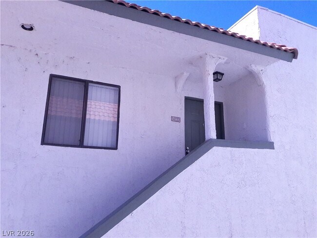 Foto del edificio - 1412 Bass Dr