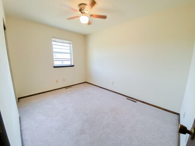 Building Photo - Italian Estates Property Management