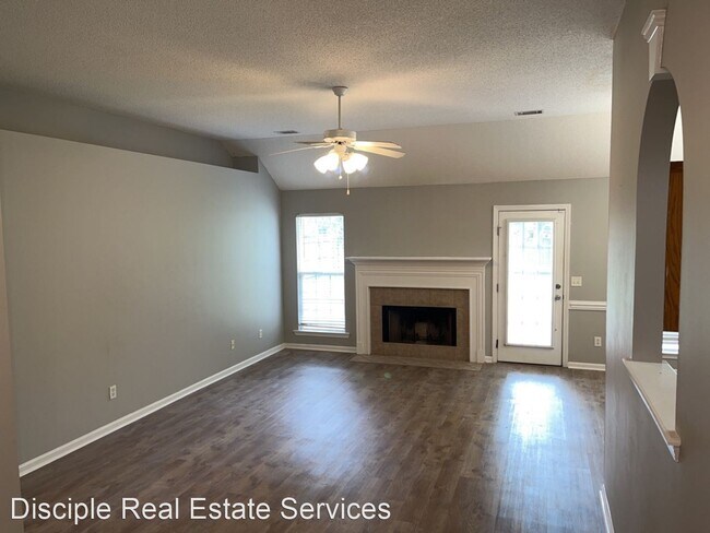Building Photo - 4 br, 2 bath House - 651 Young Way