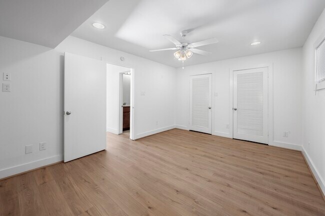 Foto del edificio - 234 Westheimer Rd