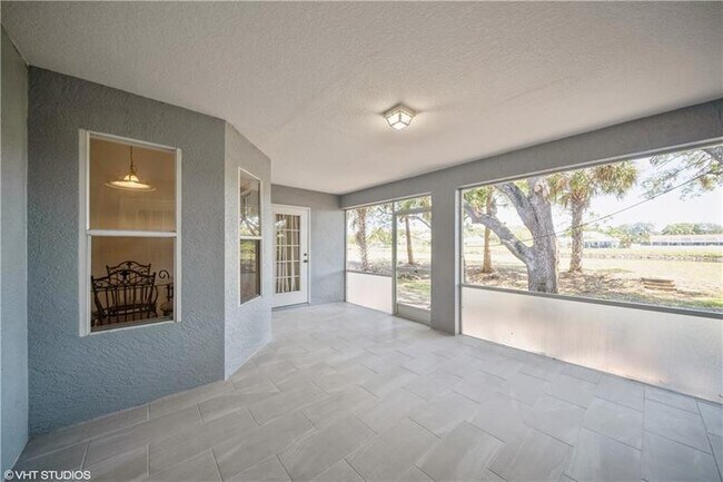 Foto del edificio - 1625 SW Abingdon Ave