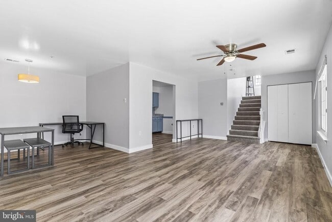 Foto del edificio - 8730 Grasmere Ct