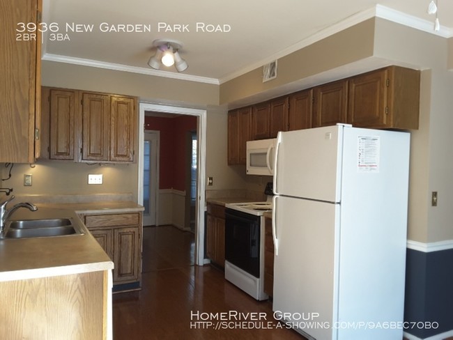 Building Photo - 3936 New Garden Park