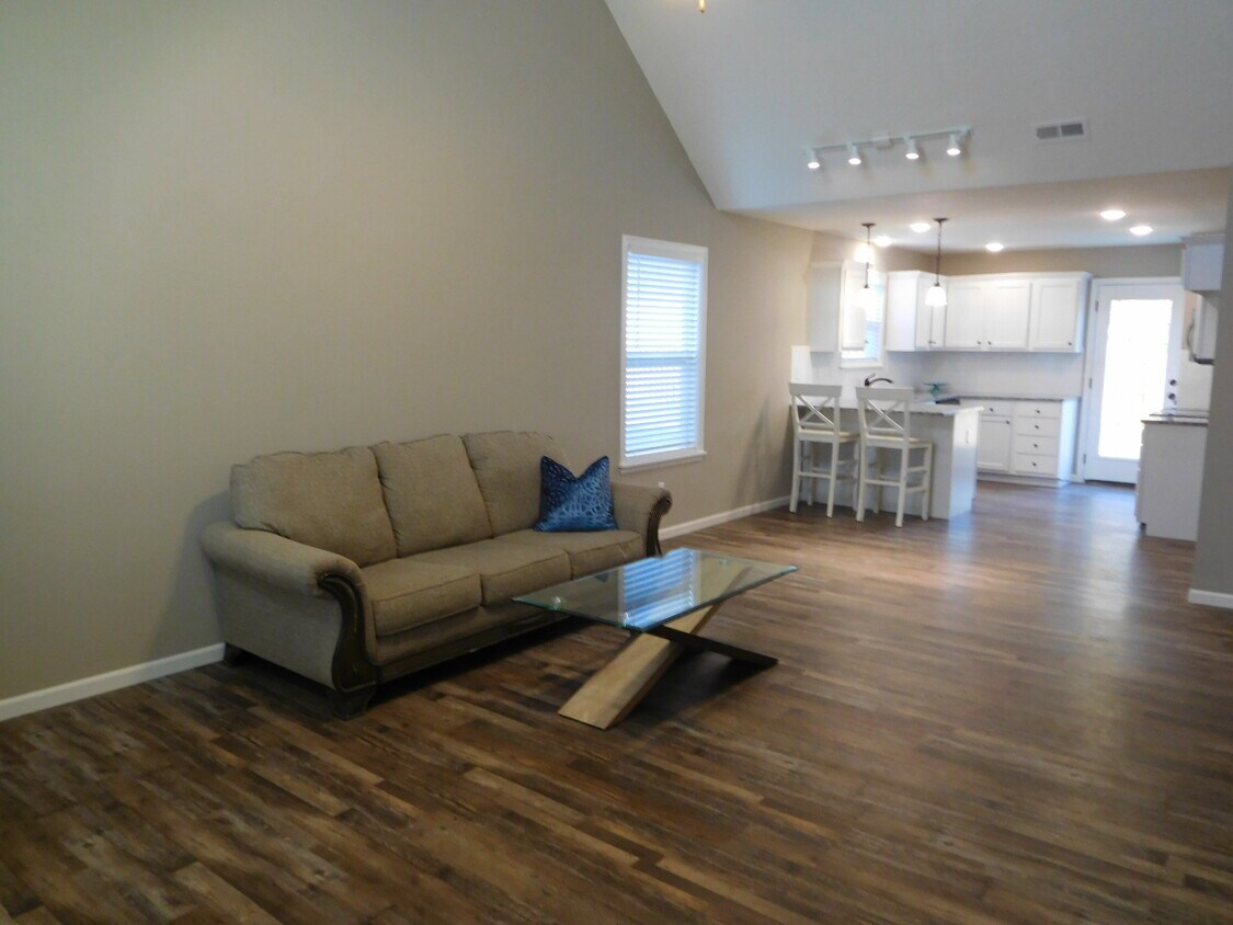 908 W 30th Ter, Lawrence, KS 66046 House Rental in Lawrence, KS