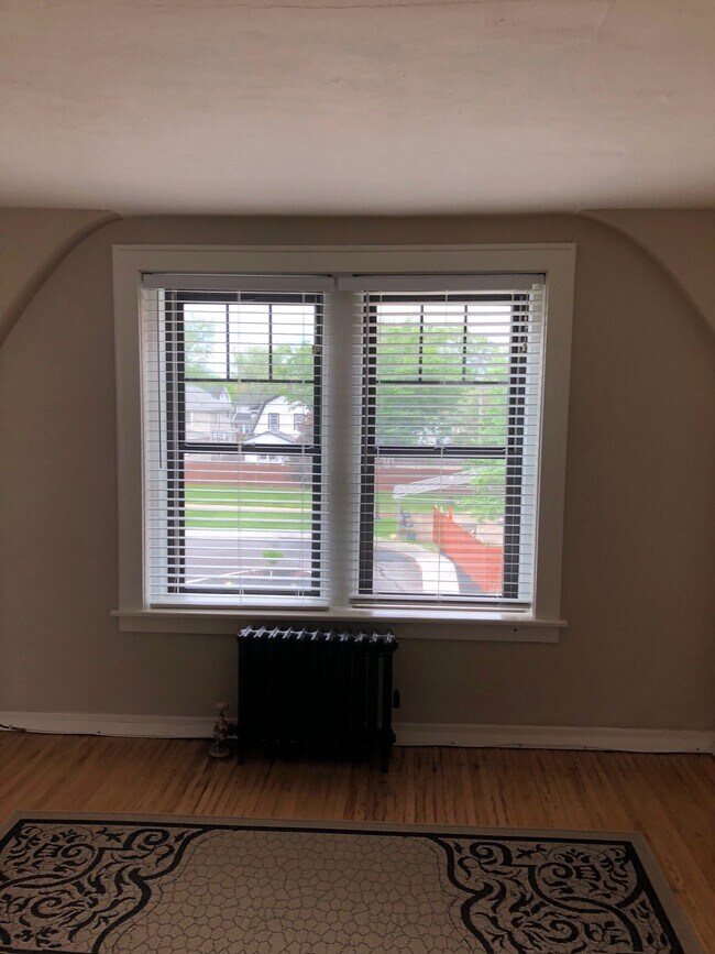 Foto del edificio - 1060 Kenmore Ave