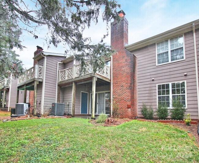 Foto del edificio - 5624 Amity Springs Dr