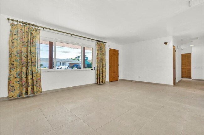 Foto del edificio - 2675 East Bay Isle Dr SE