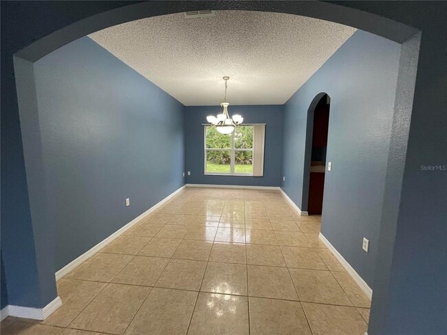 Foto del edificio - 526 Elbridge Pl
