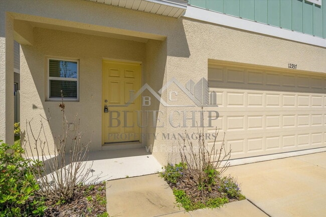 Building Photo - 12937 Camarillo Pl