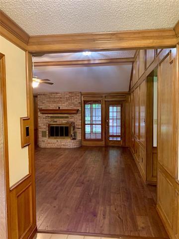 Building Photo - 1192 Oval Dr