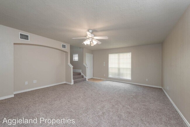 Building Photo - 4 br, 3 bath House - 4061 Southern Trace